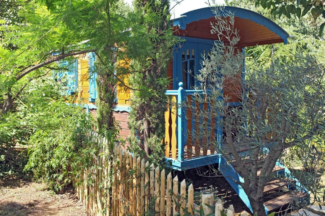 Вилла Roulotte De Charme Грасс Экстерьер фото